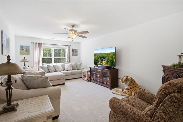 525 Sixteenth Circle, Walhalla, SC 29691