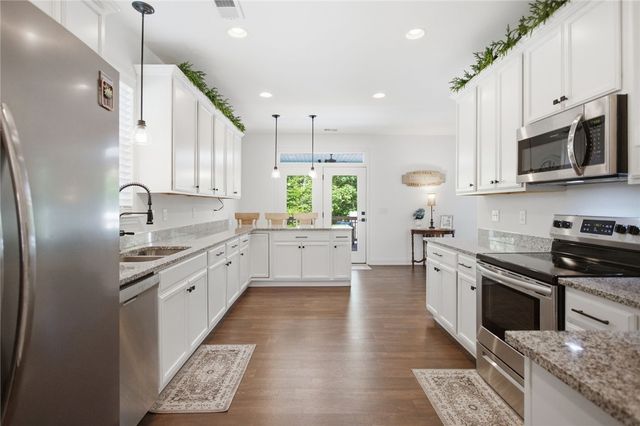525 Sixteenth Circle, Walhalla, SC 29691