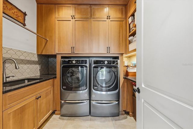 3210 CASEY KEY ROAD, Nokomis, FL 34275