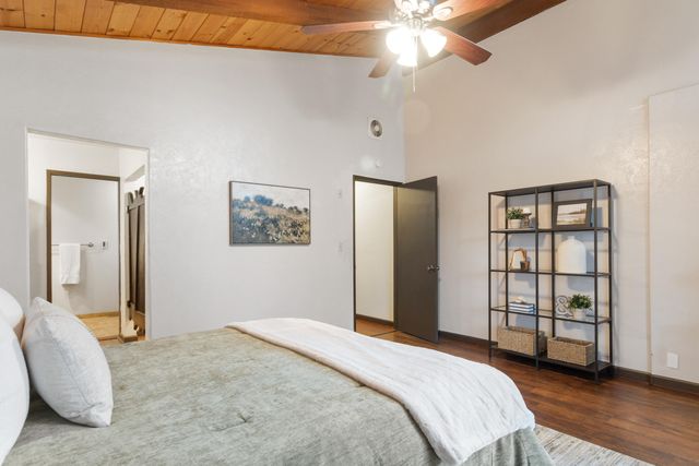 19606 Fish Hill Lane, Redding, CA 96003