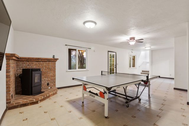 19606 Fish Hill Lane, Redding, CA 96003