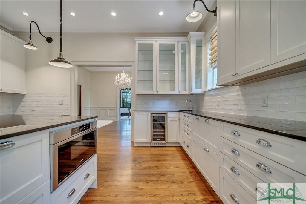 Image 22 of property listing at 302 E 46th Street, Savannah, GA 31405