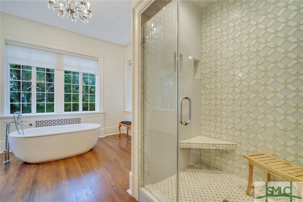 Image 25 of property listing at 302 E 46th Street, Savannah, GA 31405