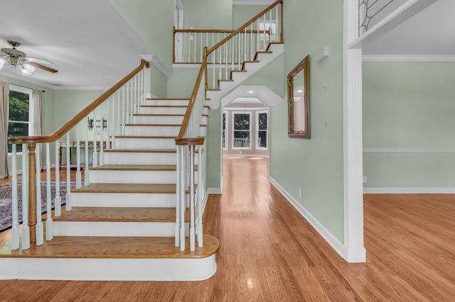 930 Doe Run Ct, Adams, TN 37010