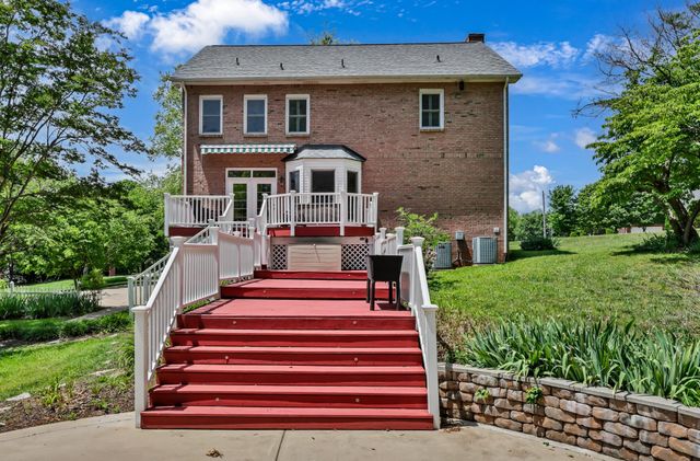 930 Doe Run Ct, Adams, TN 37010