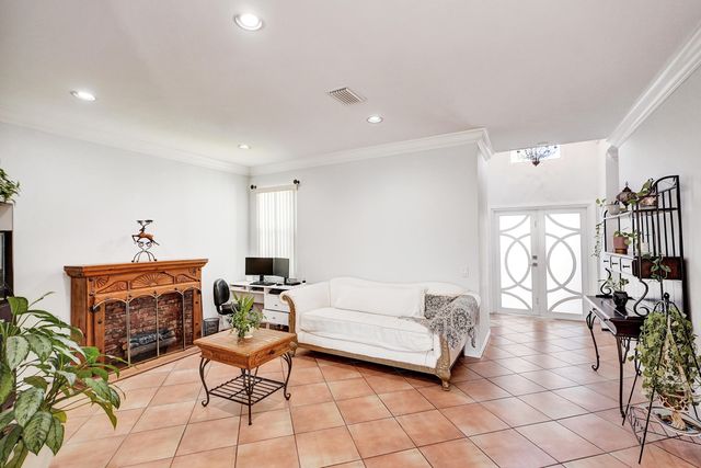 873 Stanton Drive, Weston, FL 33326