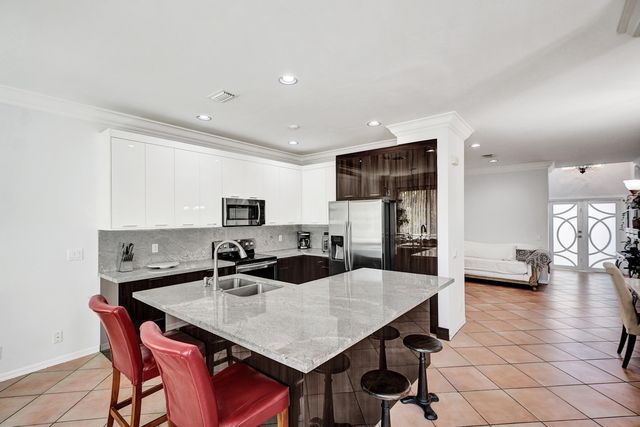 873 Stanton Drive, Weston, FL 33326