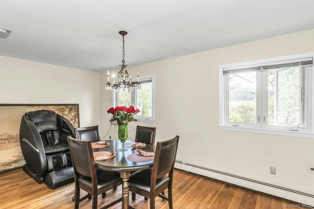 258 N Wisconsin Avenue, North Massapequa, NY 11758