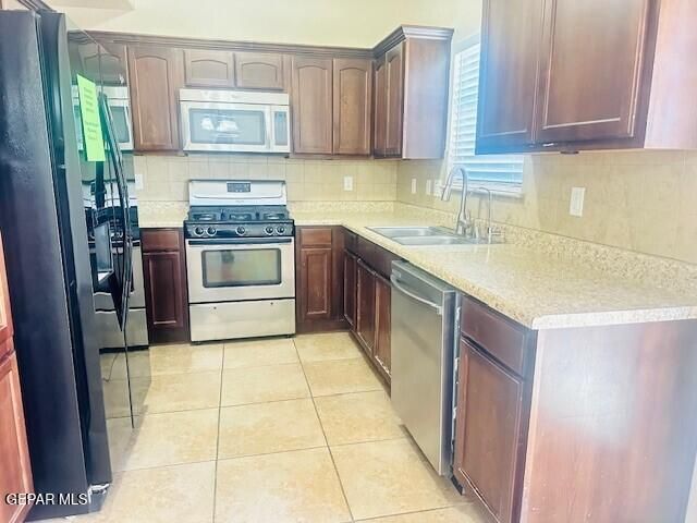 12025 COPPER MINE Lane, El Paso, TX 79934