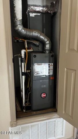 12025 COPPER MINE Lane, El Paso, TX 79934