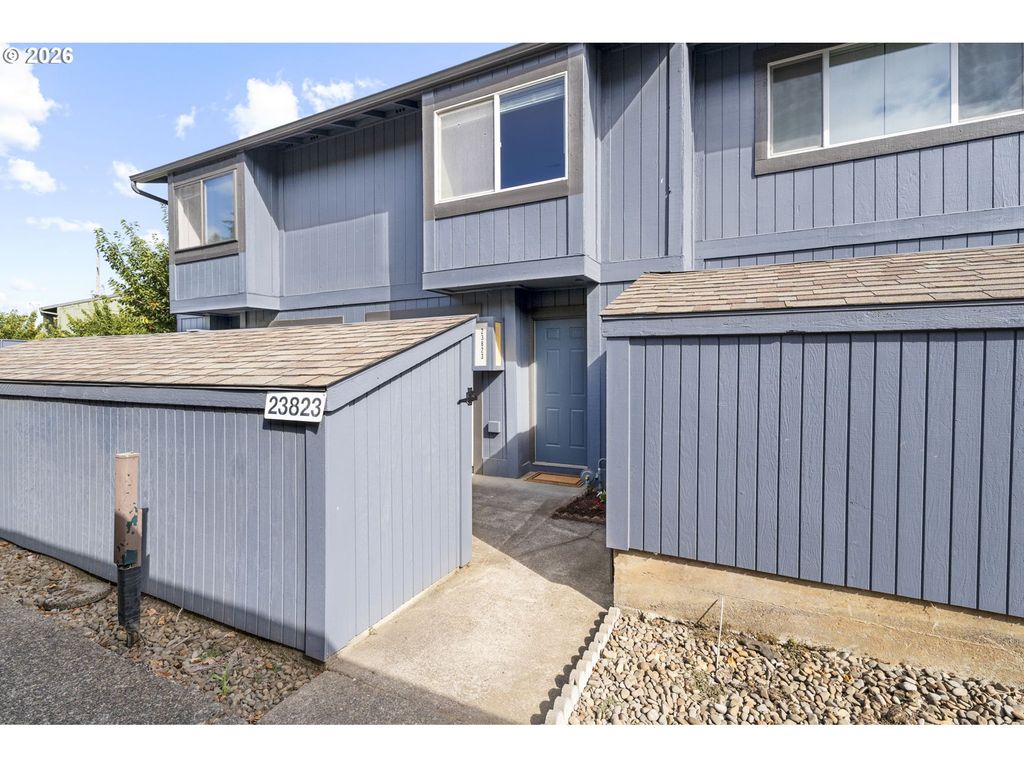 23823 Ne TREEHILL Dr, Wood Village, OR 97060