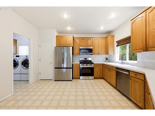 1055 TAYLOR Rd, Kalama, WA 98625