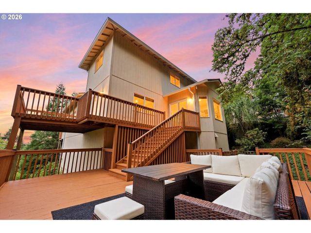 1055 TAYLOR Rd, Kalama, WA 98625