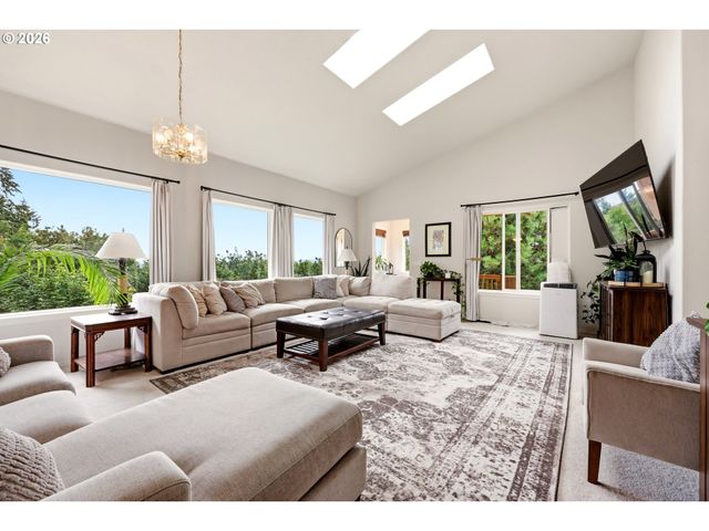 1055 TAYLOR Rd, Kalama, WA 98625