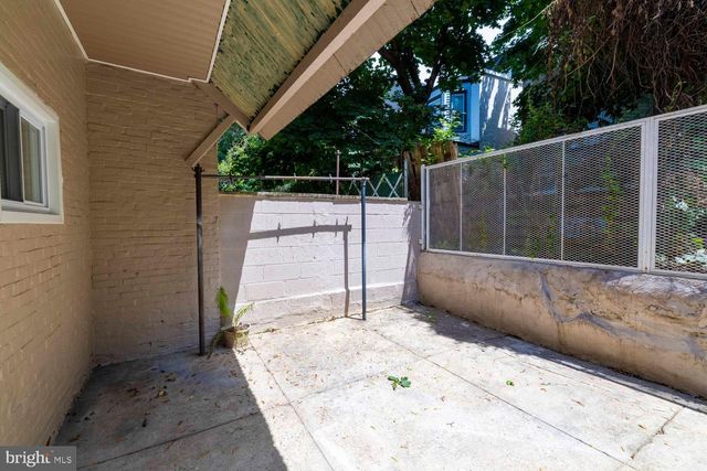 56 E SEYMOUR ST, Philadelphia, PA 19144