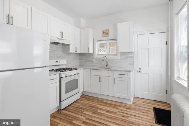 56 E SEYMOUR ST, Philadelphia, PA 19144