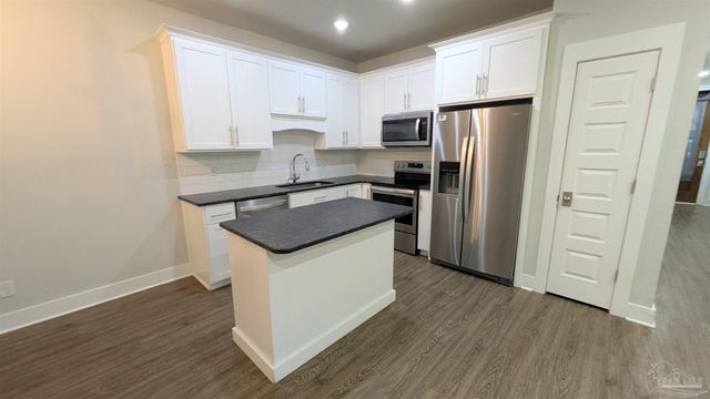 226 Junction Ave, Pensacola, FL 32501