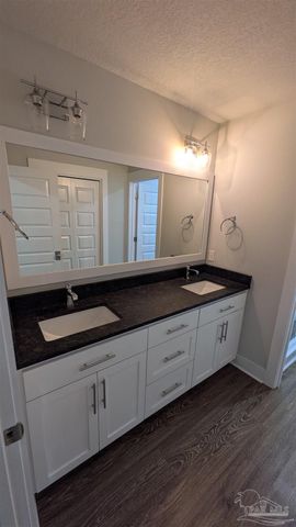 226 Junction Ave, Pensacola, FL 32501