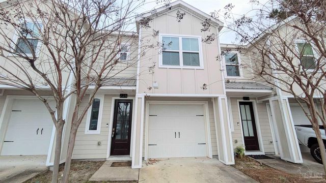 226 Junction Ave, Pensacola, FL 32501