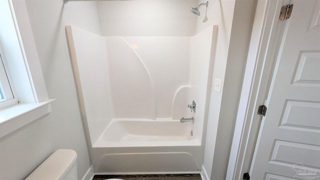 226 Junction Ave, Pensacola, FL 32501