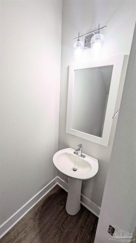 226 Junction Ave, Pensacola, FL 32501