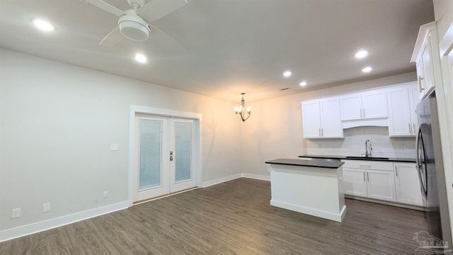 226 Junction Ave, Pensacola, FL 32501