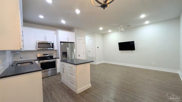 226 Junction Ave, Pensacola, FL 32501