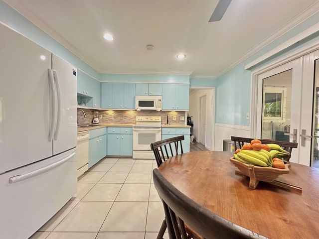 13619 57th Place N, West Palm Beach, FL 33411