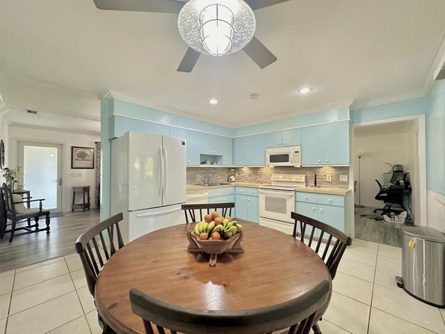 13619 57th Place N, West Palm Beach, FL 33411