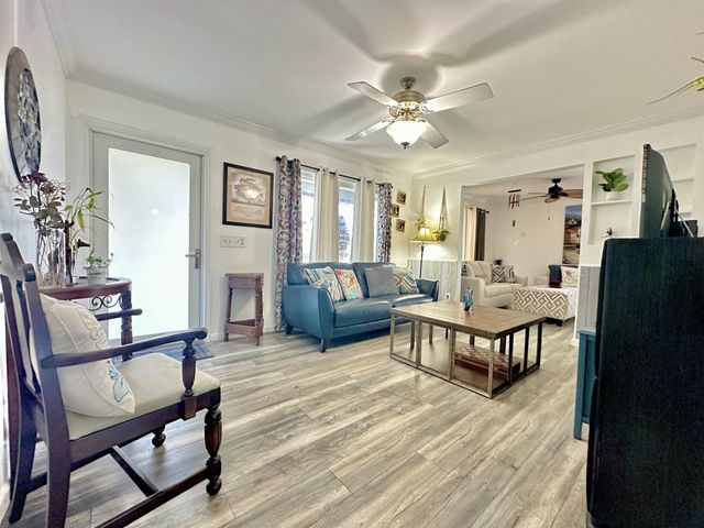 13619 57th Place N, West Palm Beach, FL 33411