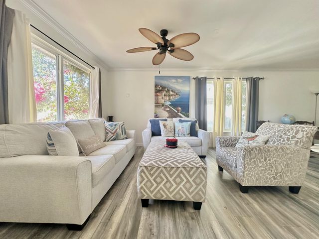 13619 57th Place N, West Palm Beach, FL 33411