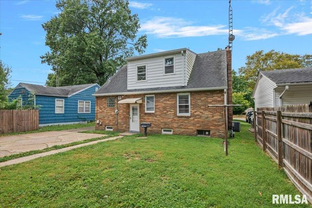 2536 S WALNUT Street, Springfield, IL 62704