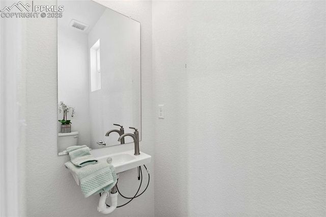 9349 Twin Sisters Drive, Colorado Springs, CO 80927