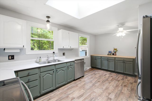 31 Emerald Lane, Hillsborough, NH 03244