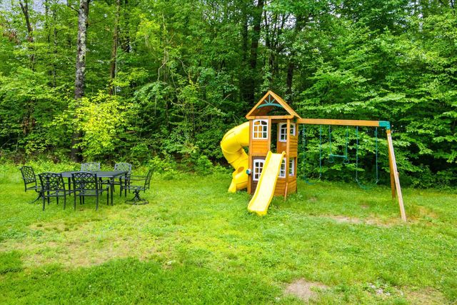 31 Emerald Lane, Hillsborough, NH 03244
