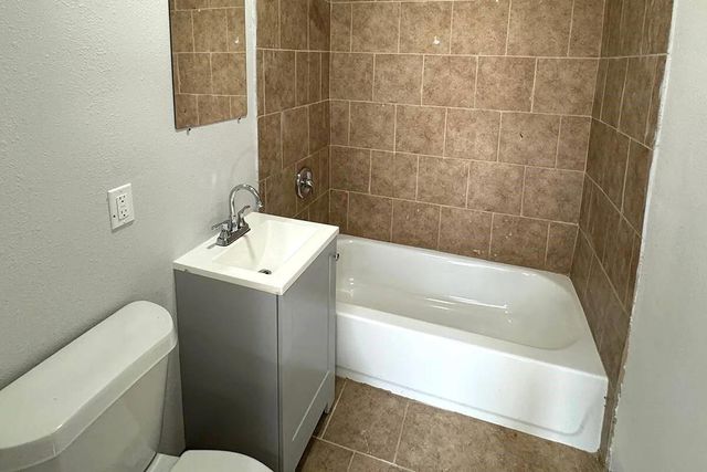 2824 Isabella Street, Houston, TX 77004