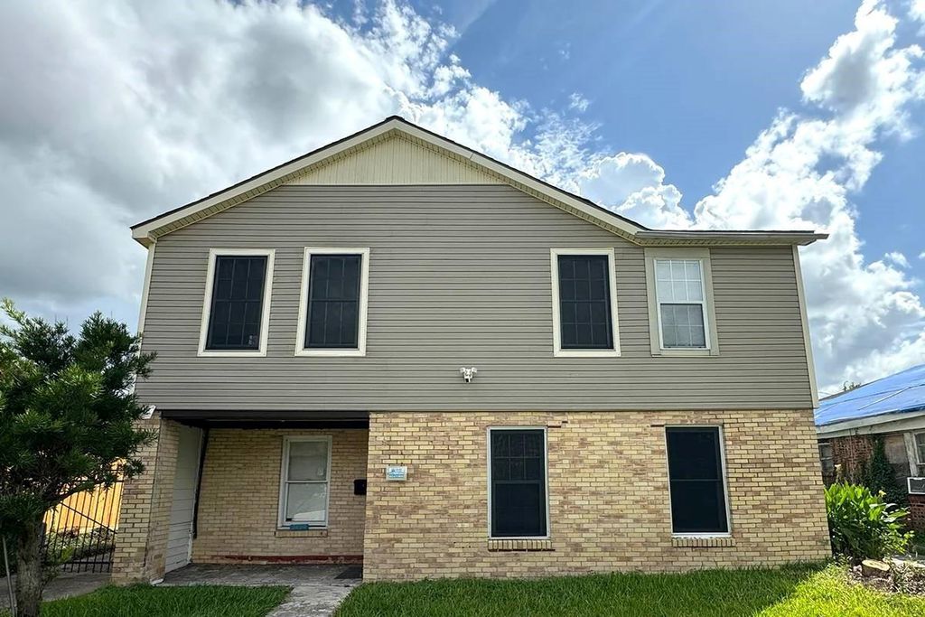 2824 Isabella Street, Houston, TX 77004