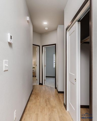 6762 RECEDA ST, Rapid City, SD 57703