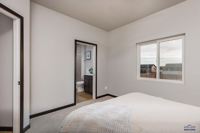 6762 RECEDA ST, Rapid City, SD 57703