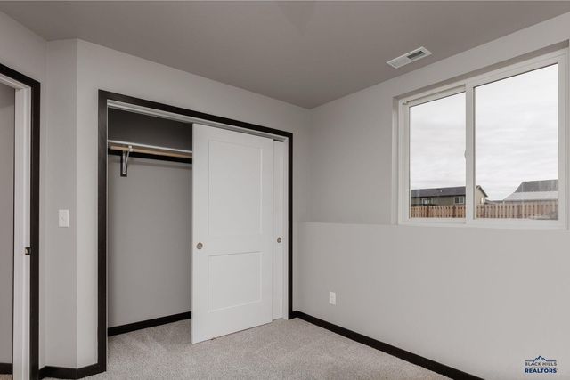 6762 RECEDA ST, Rapid City, SD 57703