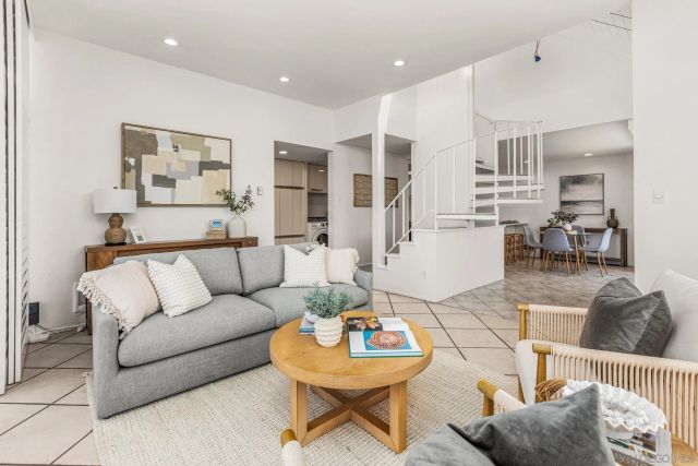 325 S Sierra Ave 41, Solana Beach, CA 92075