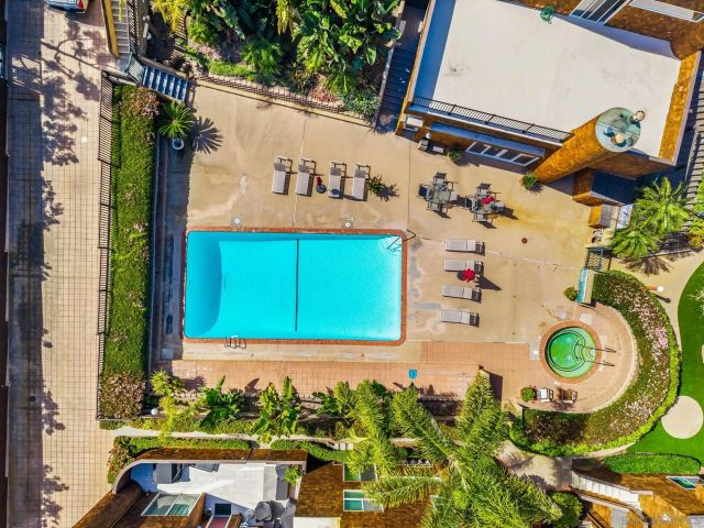 325 S Sierra Ave 41, Solana Beach, CA 92075
