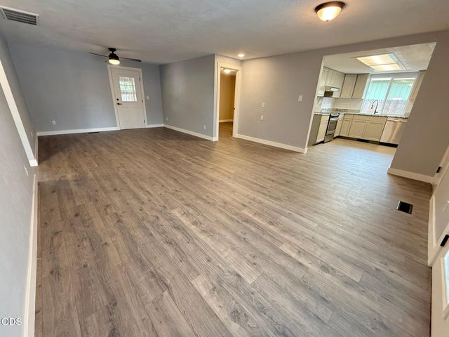 2607 Castle Circle, White City, OR 97503
