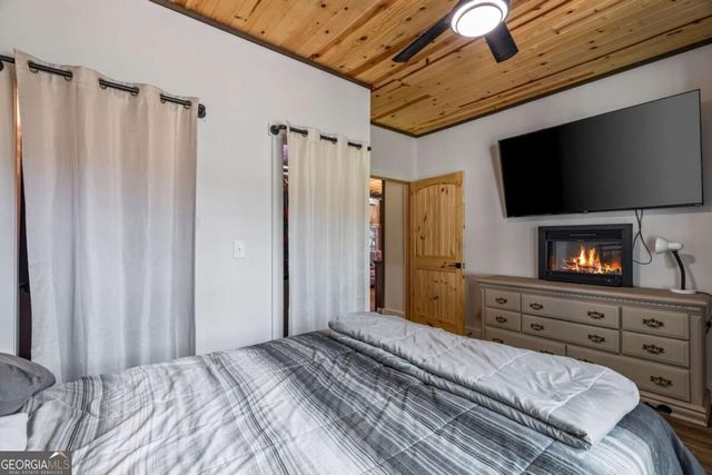 101 Pleasant Hill Circle, Blairsville, GA 30512