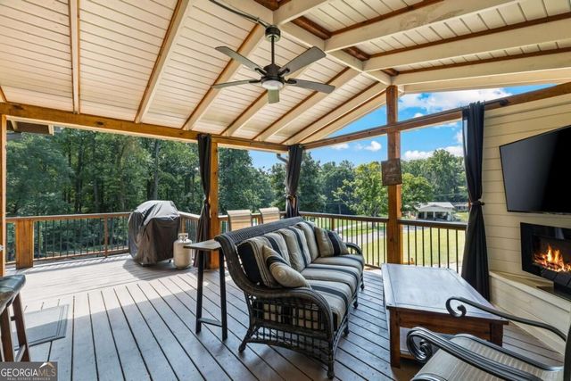 101 Pleasant Hill Circle, Blairsville, GA 30512