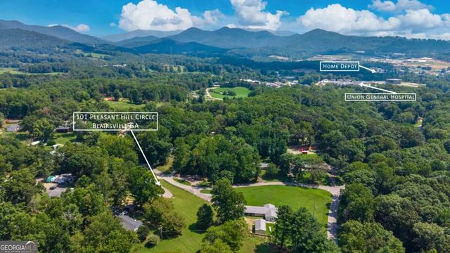 101 Pleasant Hill Circle, Blairsville, GA 30512