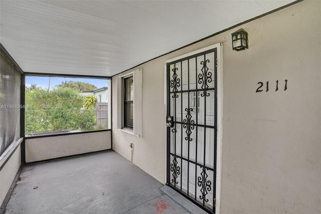 2111 York St, Opa-locka, FL 33054