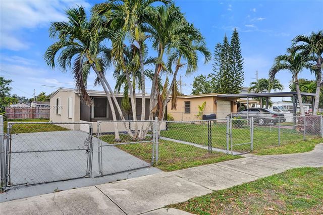 2111 York St, Opa-locka, FL 33054