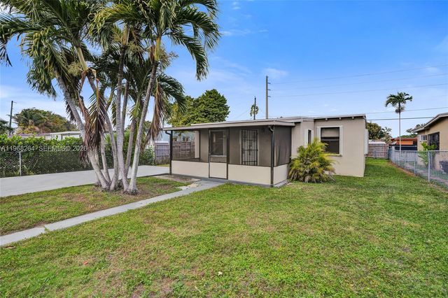 2111 York St, Opa-locka, FL 33054