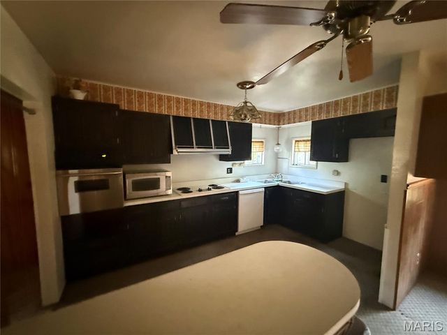 208 Lorene Drive, O'fallon, MO 63366